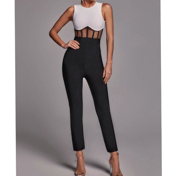 Bella Barnett Allegra White Black Corset Bandage Sleeveless Jumpsuit Size Small - Picture 2 of 9